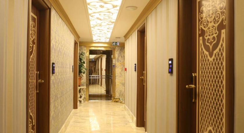 Laleli Blue Marmaray Hotel