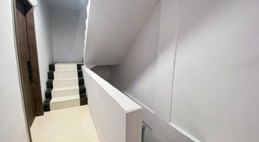 Urbanview Hotel near DC Mall Crown Homestay Batam – Batam City, SC