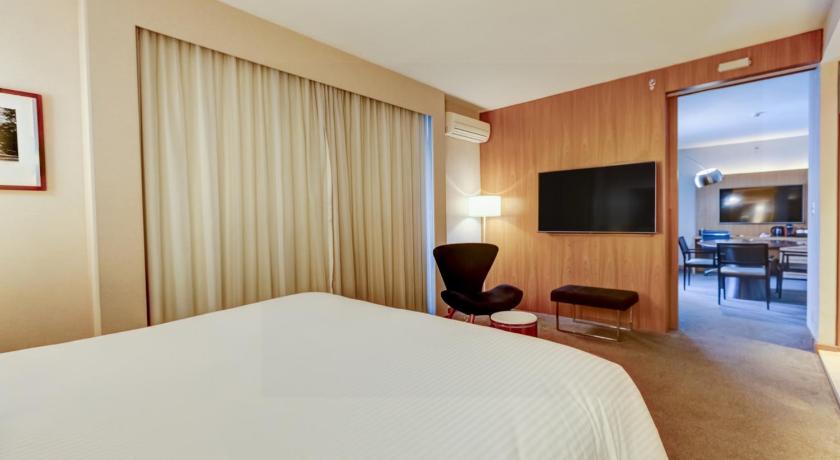 Image of Suite with Spa Bath 9