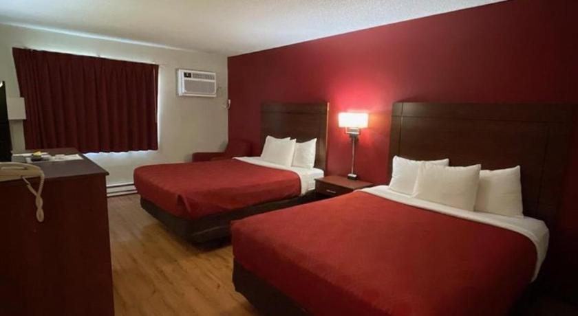 普莱恩维尔 High Desert Inn 住宿 套房