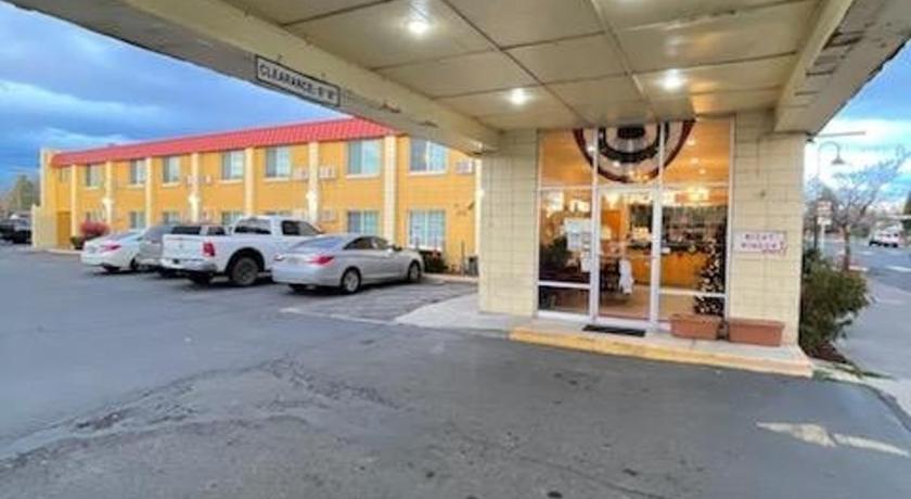 普莱恩维尔 High Desert Inn 住宿 景观