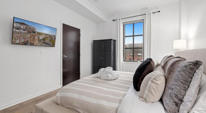 费耶特维尔 (AR) Fay Flat-Monthly Rental-Downtown High Rise Suite 4星级 住宿 套房