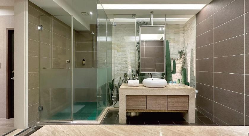 Image of Deluxe Double Room 13