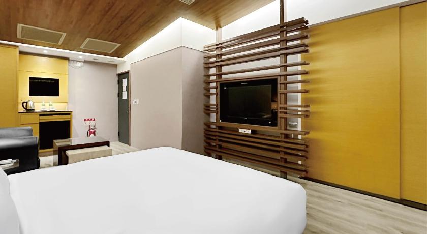 Image of Double Room with Mountain View 13