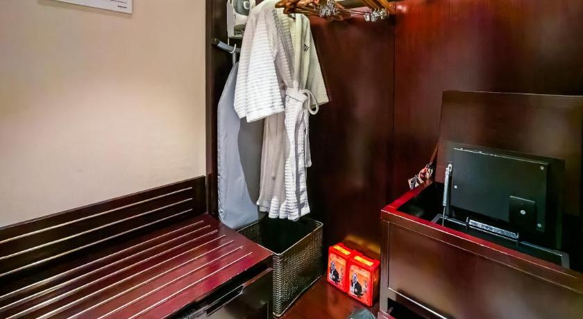 Image of Grand View Twin Bed Room 7