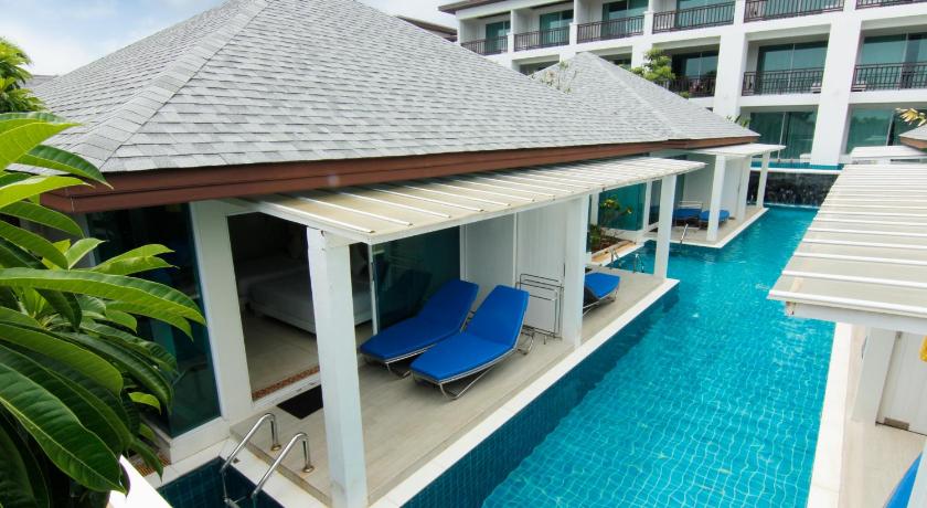 Image of Pool Access Villa 14