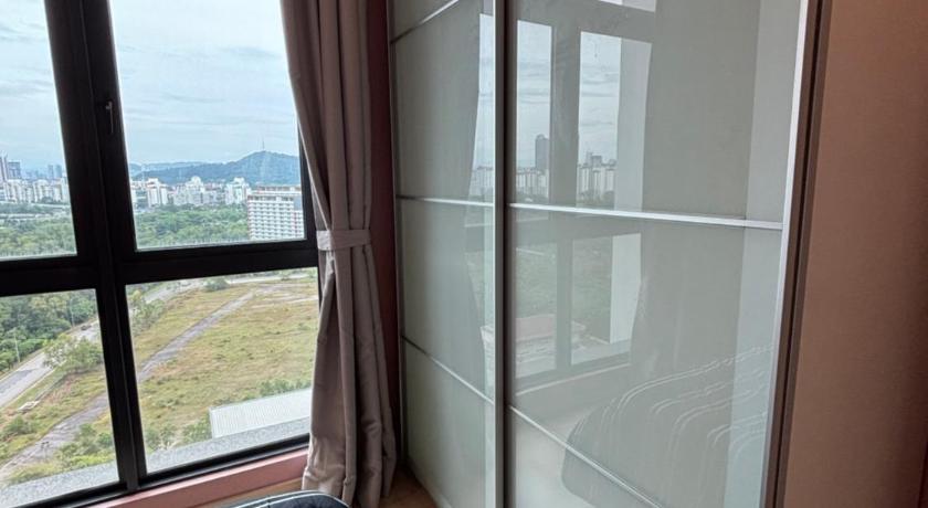 Cozy Condo Walking Distance to Stadium Bukit Jalil - image 4