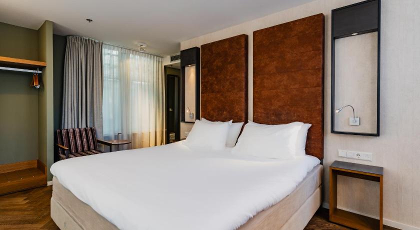 Image of Junior Suite 6
