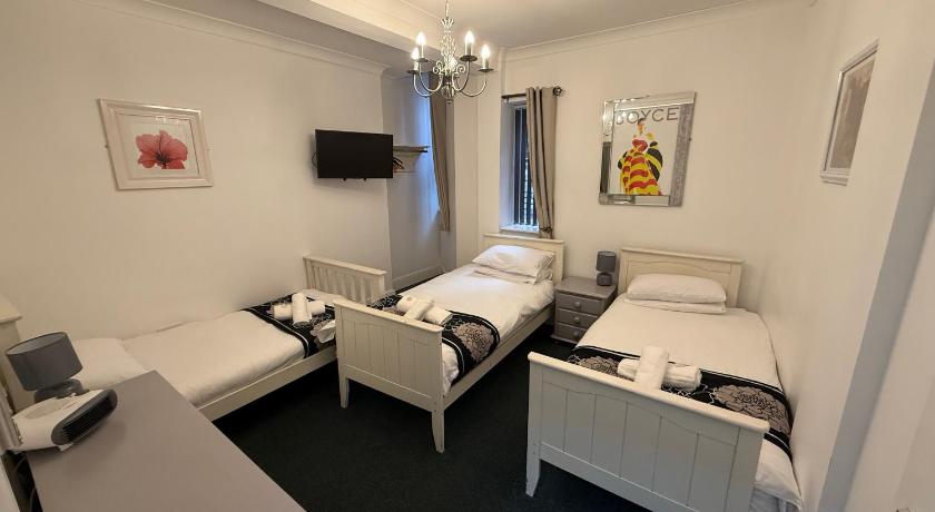 OYO Hotel 119 - image 10