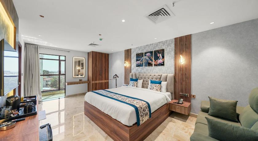 Image of Superior Suite 0