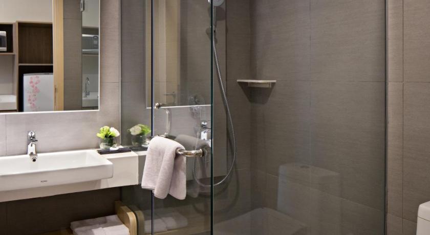 Image of Junior Double Suite 2