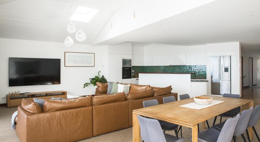 Image of Penthouse Apartment 14