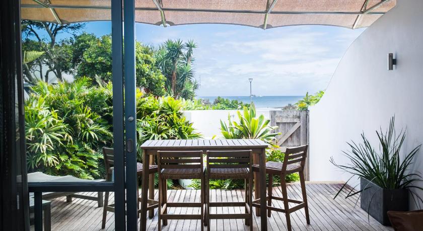 Image of Studio - Beach Front  No Pool 9