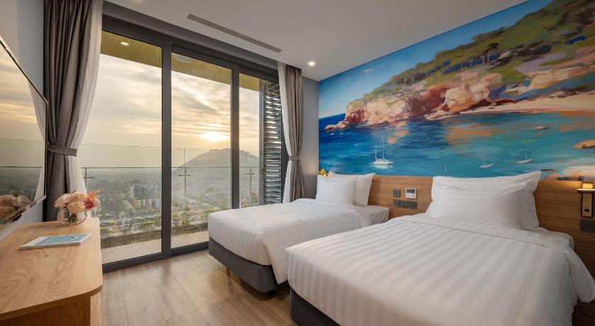 Image of 02 Premier Residence Ocean View 1