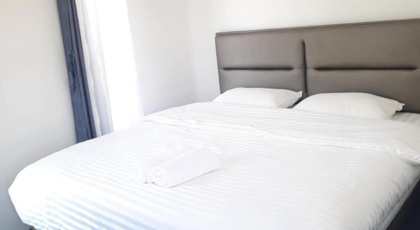 プラタイ VicaWorld 2つ星 ホテル プール