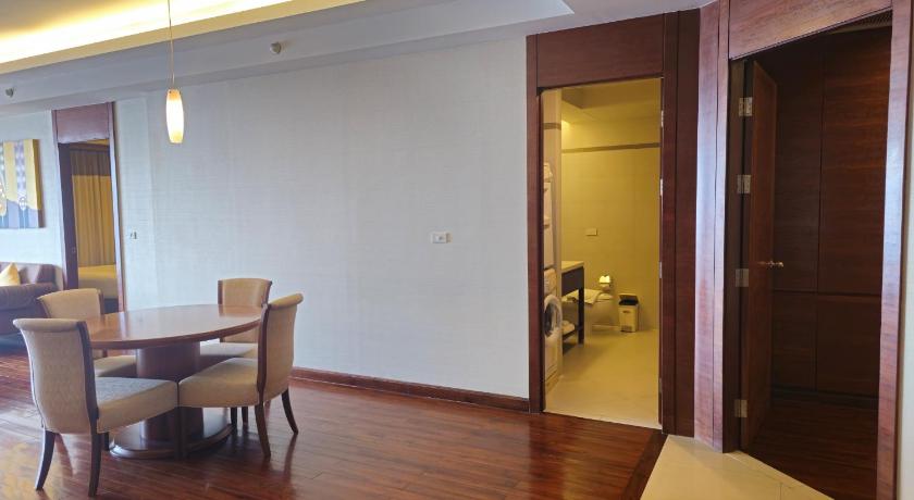 Image of One-Bedroom Premier 17