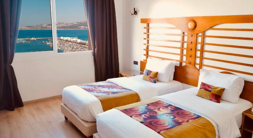 Image of Deluxe Double Room with Sea View 1