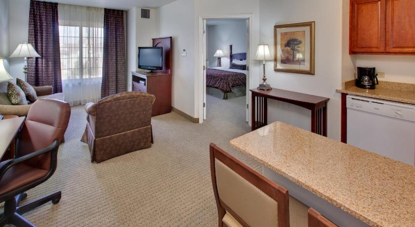 Staybridge Suites Rockford Hotel