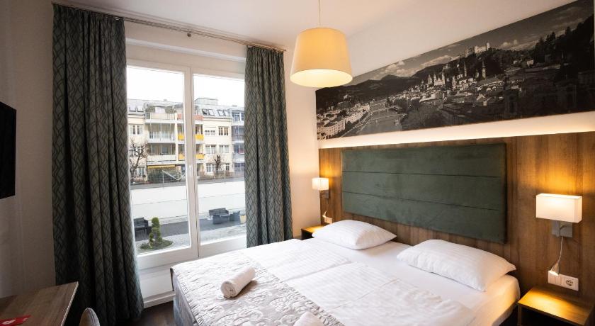 Plusz szoba kétszemélyes ággyal – kertre nyíló kilátással (Double Room Plus with Garden View) fotója 3