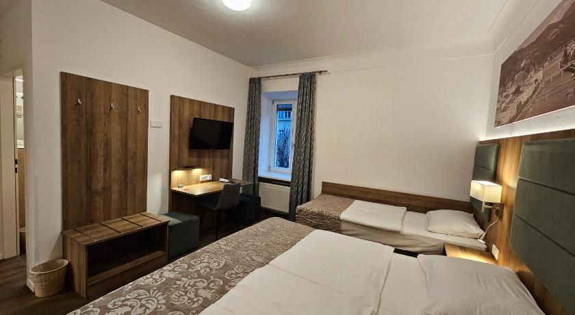 Komfort háromágyas szoba plusz (Comfort Triple Room Plus) fotója 7