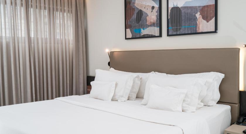 Image of Premium Suite with Bath 0