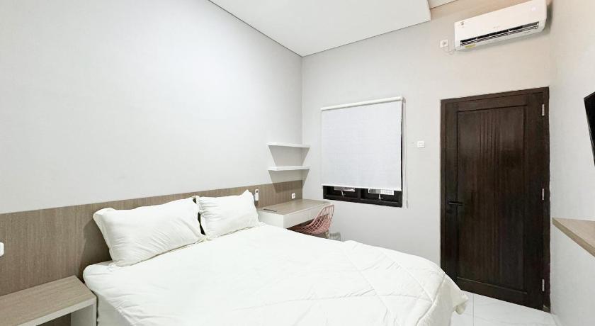Image of Deluxe Room 0