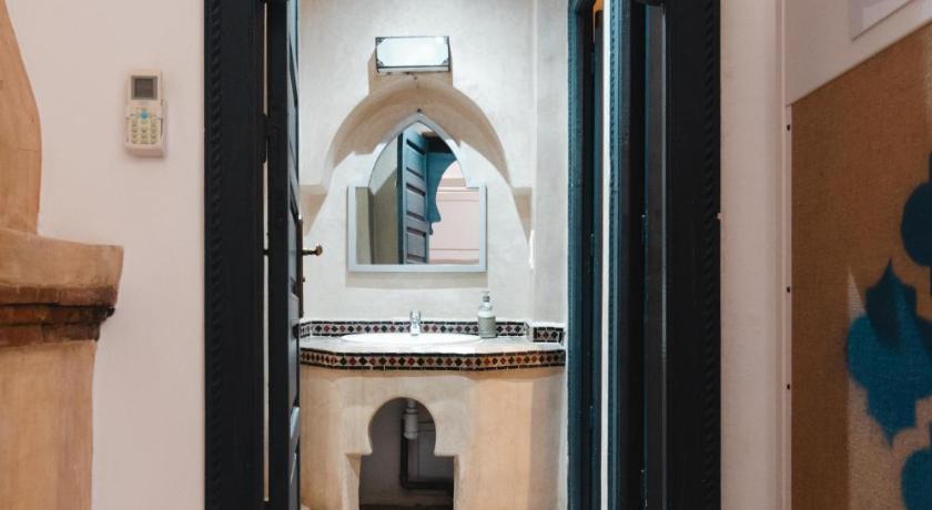 Image of Private Room for 4 People 10