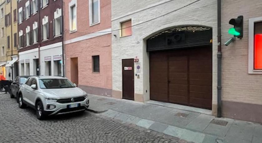 Modena Modena Relax Luxury Rent Rooms 4-Star Hotel amenity