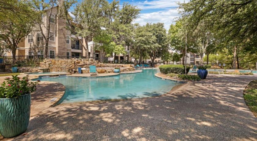 포트 워스 (TX) Sleek Retreat 2BR, 2BA Pool Access 4성급 숙소 수영장