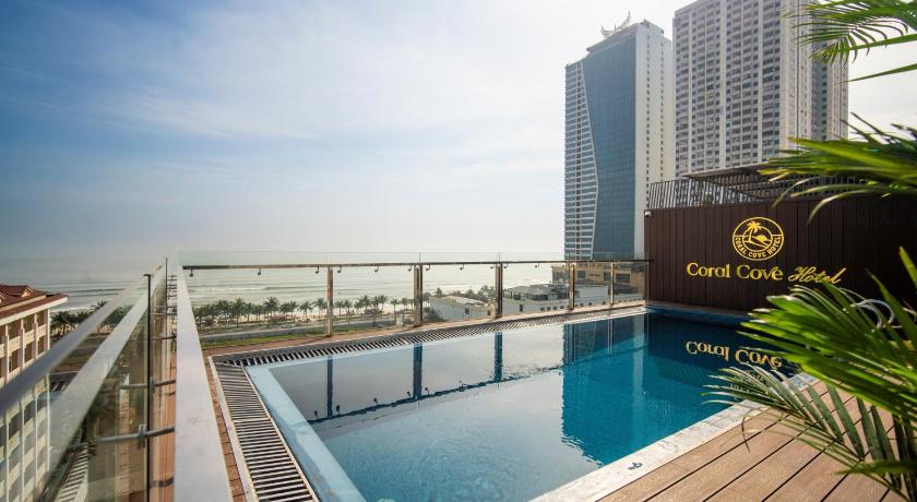 岘港 Coral Cove Hotel  4星级 酒店 大堂