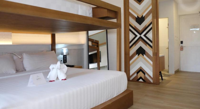 Image of Deluxe Triple Room 5