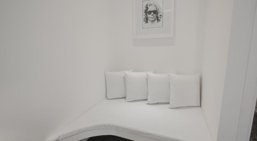 Image of Room Gauthier 15