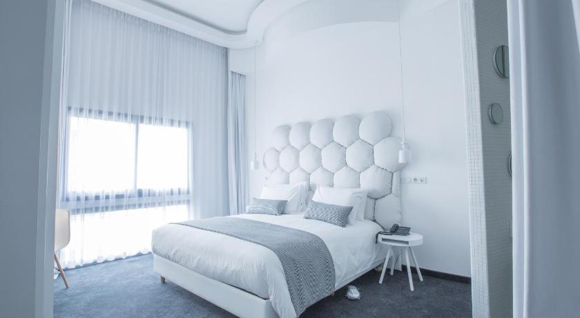 Image of Gauthier Suite 1