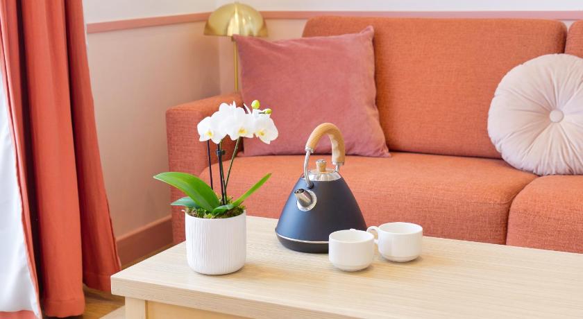 Image of Junior Suite - Garden Side and Sea Side 3