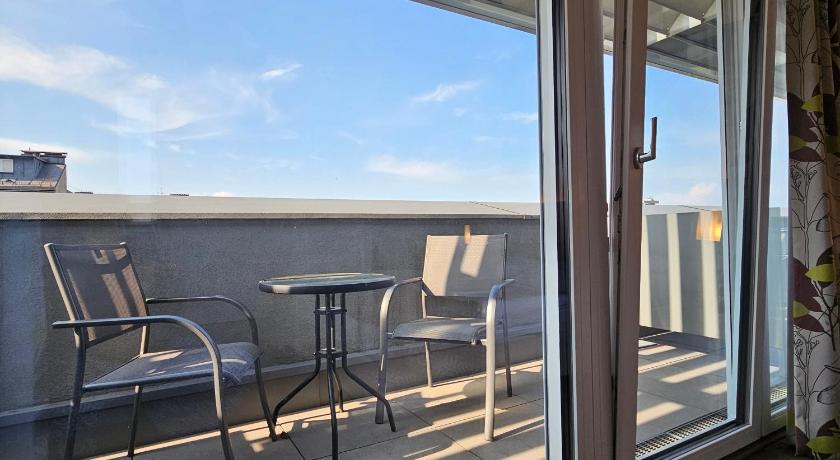 Komfort szoba kétszemélyes ággyal - erkéllyel (Comfort Double Room with Balcony) fotója 1