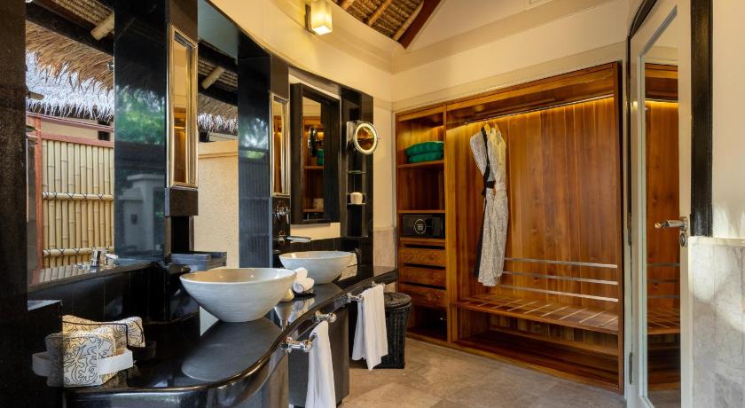 Afbeelding van Grand Villa met Zwembad - Aan het Strand (Grand Beachfront Pool Villa) 7