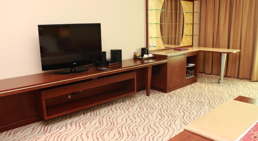 Image of Standard Suite 10