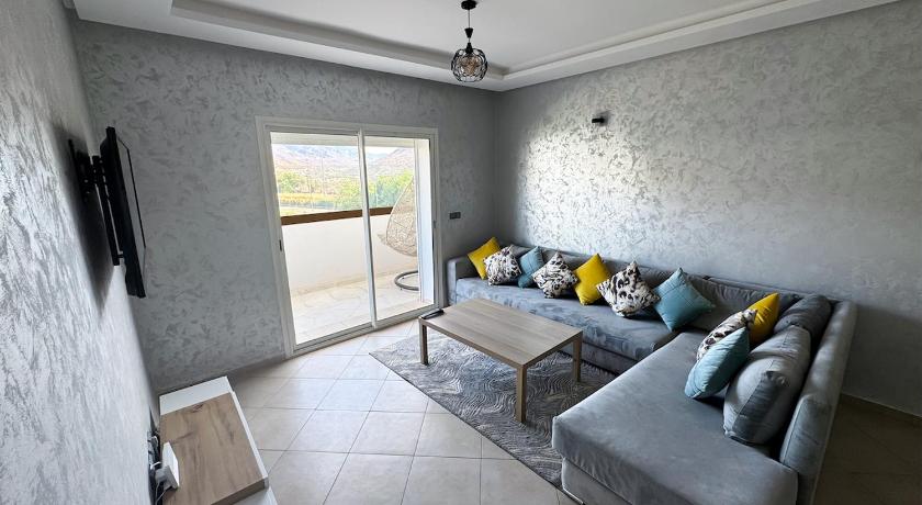 Taghazout Luxe Appartement - vue sur montagne Plage, Piscine & Jeux pour Enfants 4-Star Single Room pool