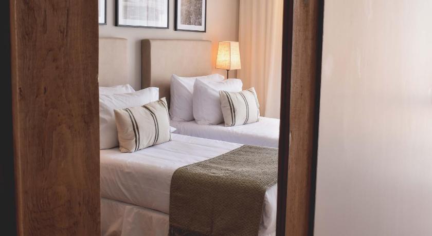 Image of Executive Suite 9
