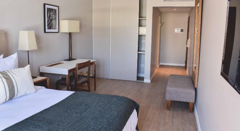 Image of Executive Suite 4