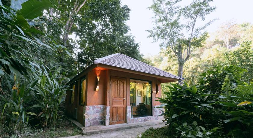 チェンライ Katiliya Park Villa 4つ星 ホテル 施設