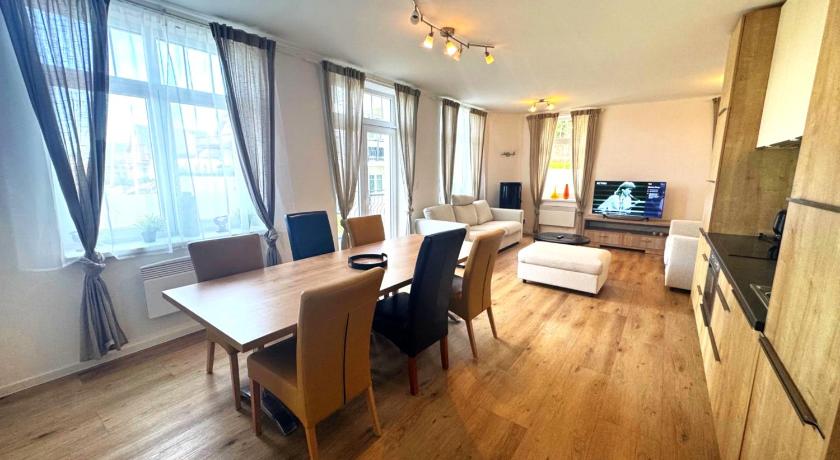 Image of Suite 4