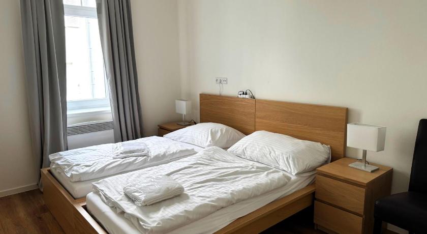 Image of Suite 10