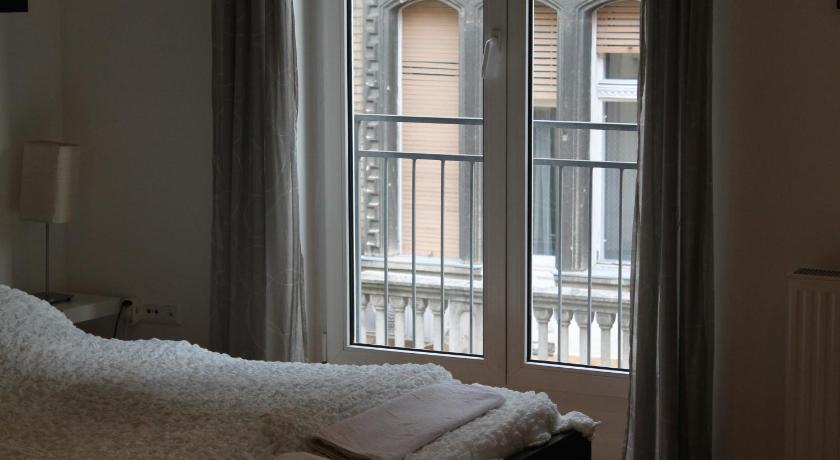 Erkel Apartment photo