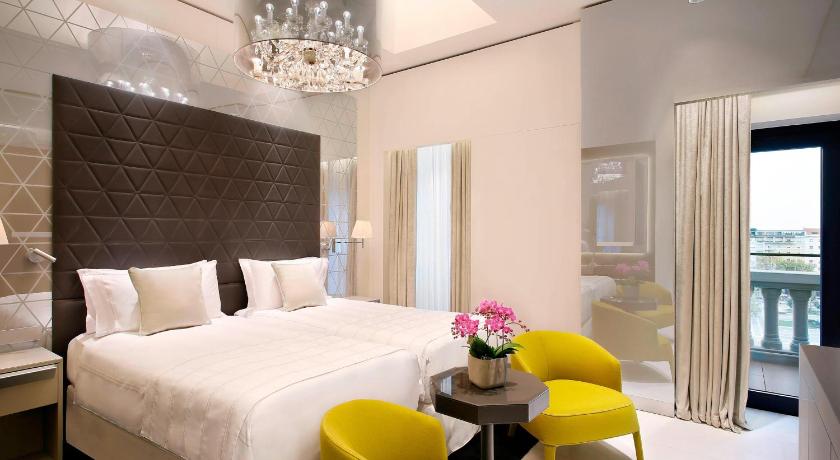 Image of Katara Royal Suite, 4 Bedroom Penthouse Suite, Skyline view 5