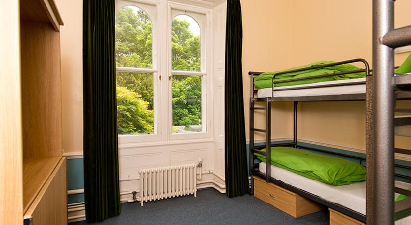 Image of Quadruple Room with Shared Bathroom 2
