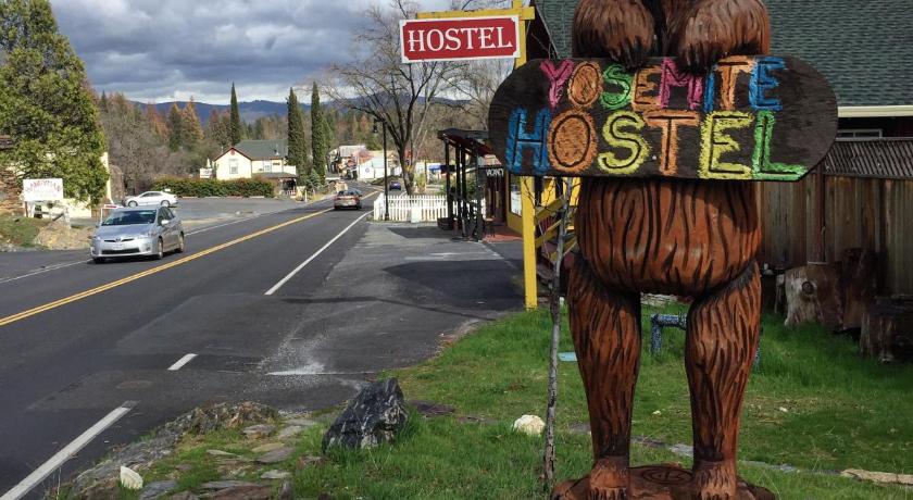 Yosemite International Hostel photo