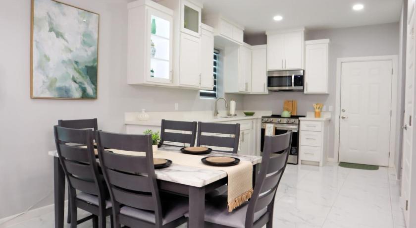 3 Bedroom located at 1200 Country Club