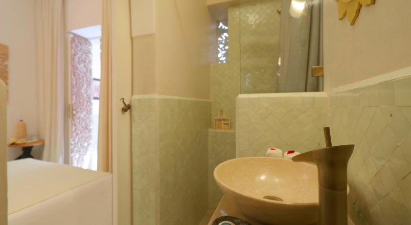 Image of Small Single Room 2