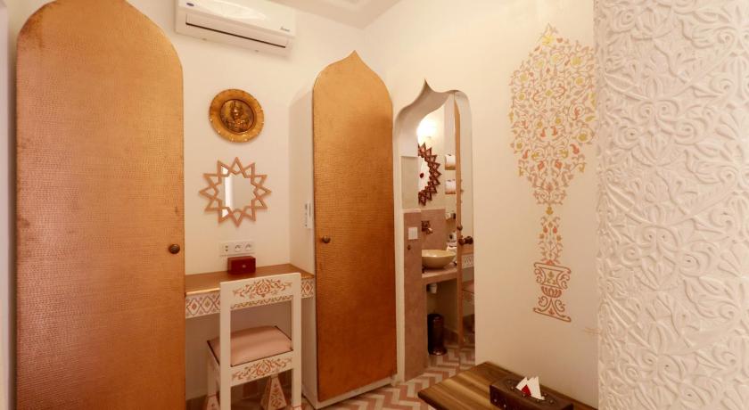 Image of Triple Room with Shower 4